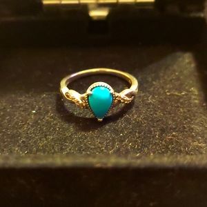 Turquoise and sterling silver ring